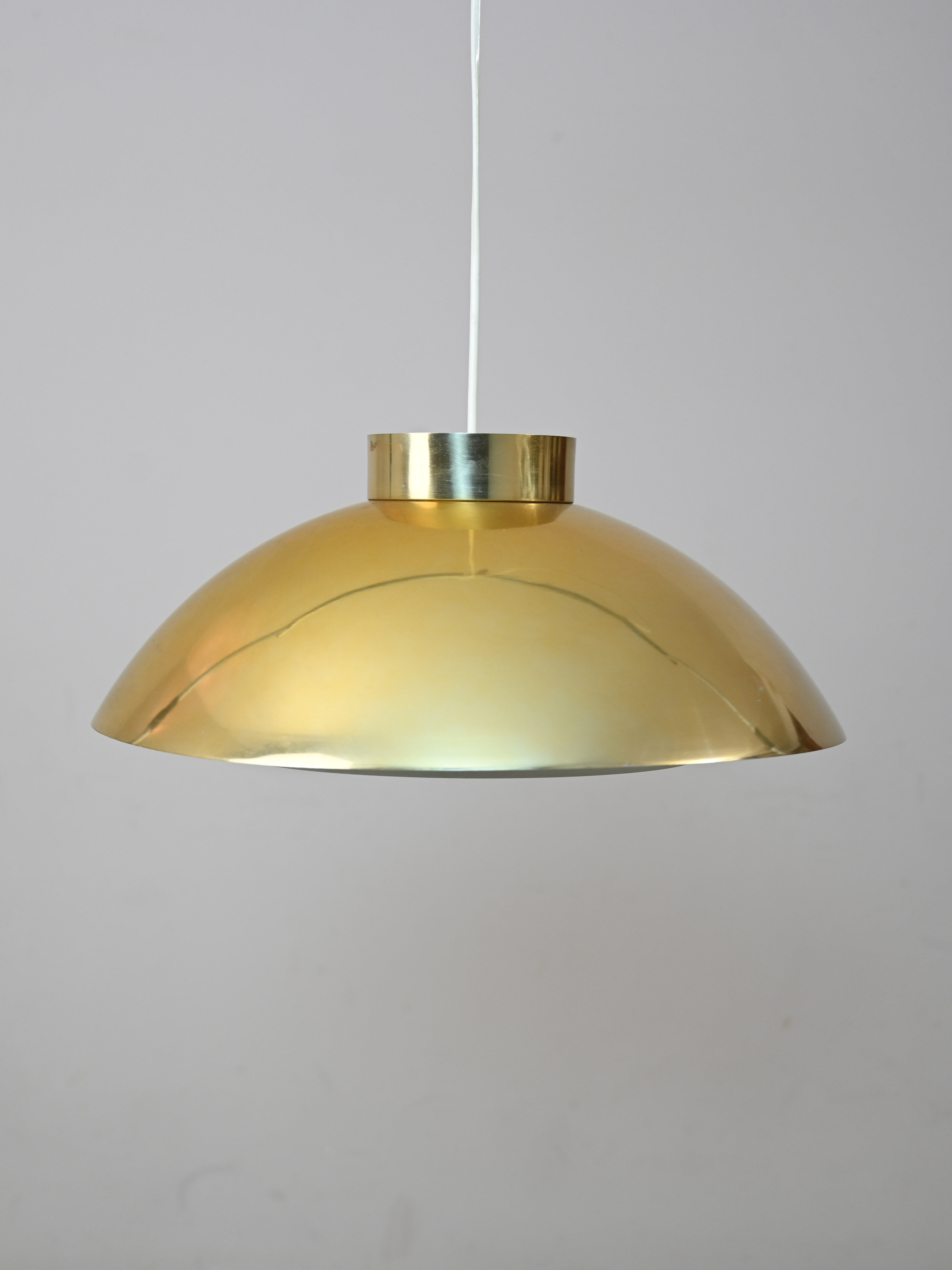 Golden pendant lamp