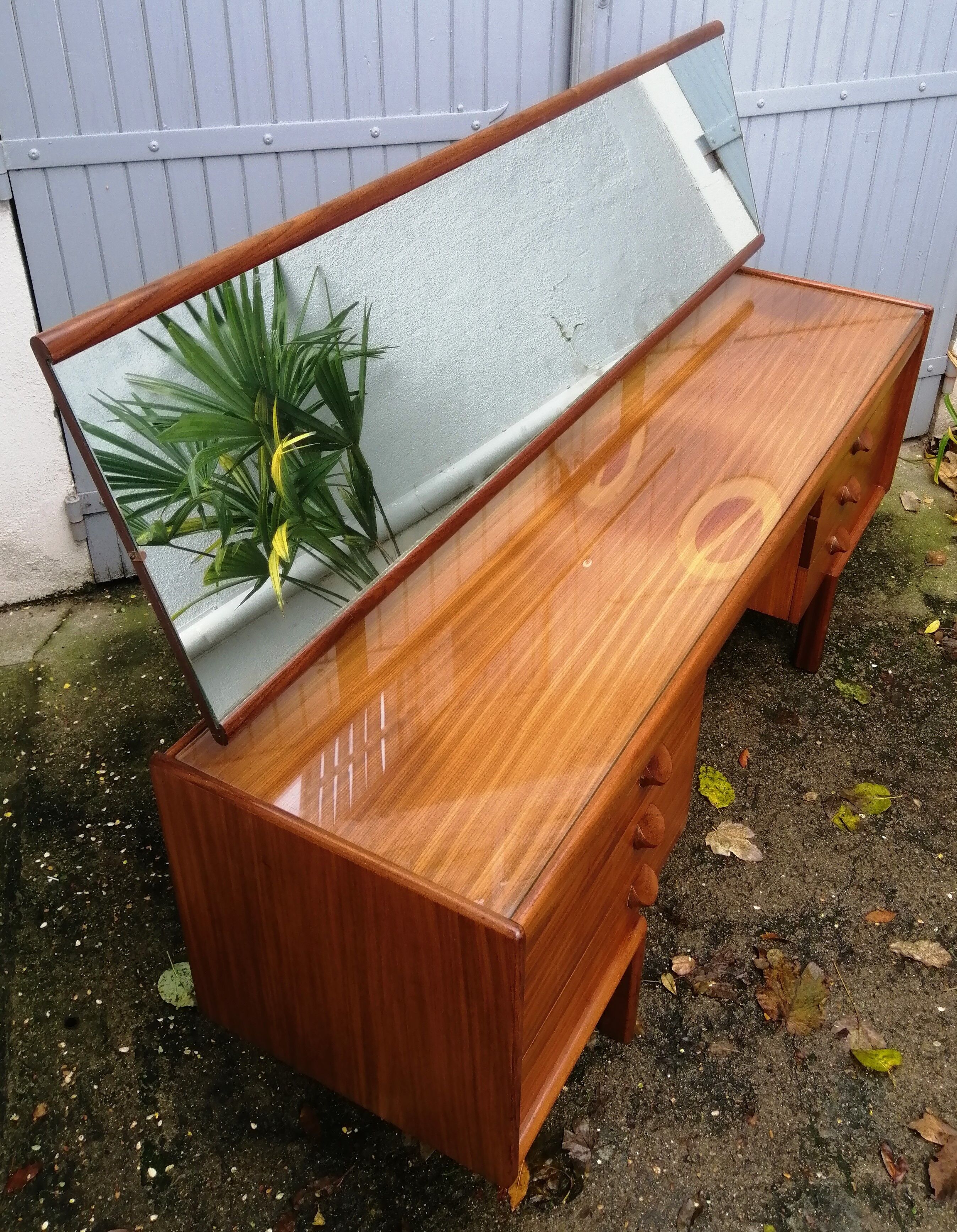 Teak dressing table from the 60s by White & Newton