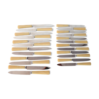 Box of 24 A. Gaudin Marseille knives
