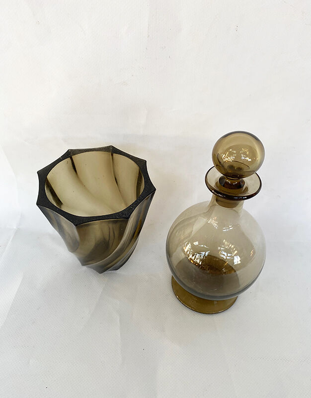 Lot vase and carafe