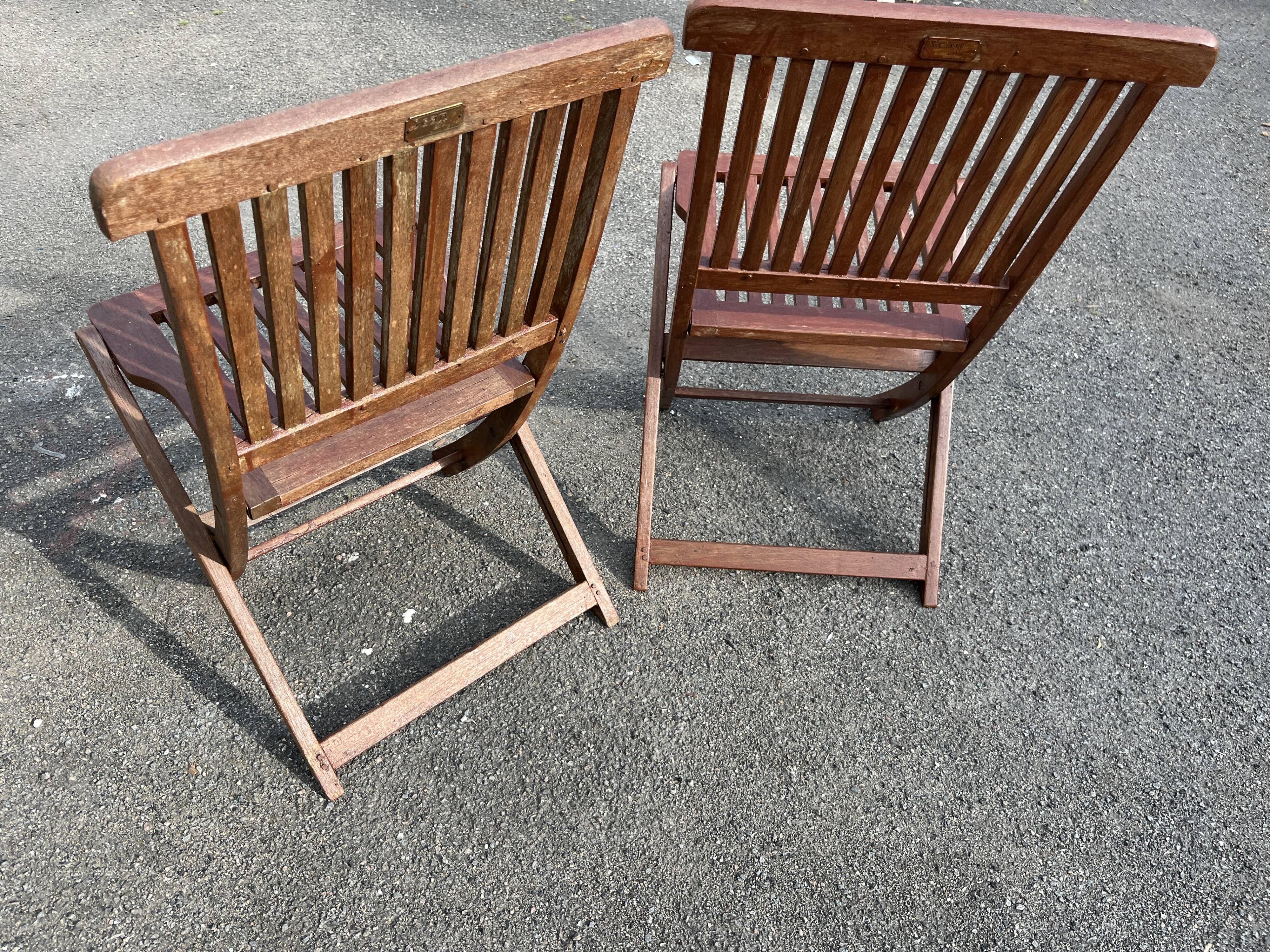 Set of 2 folding teak garden chairs