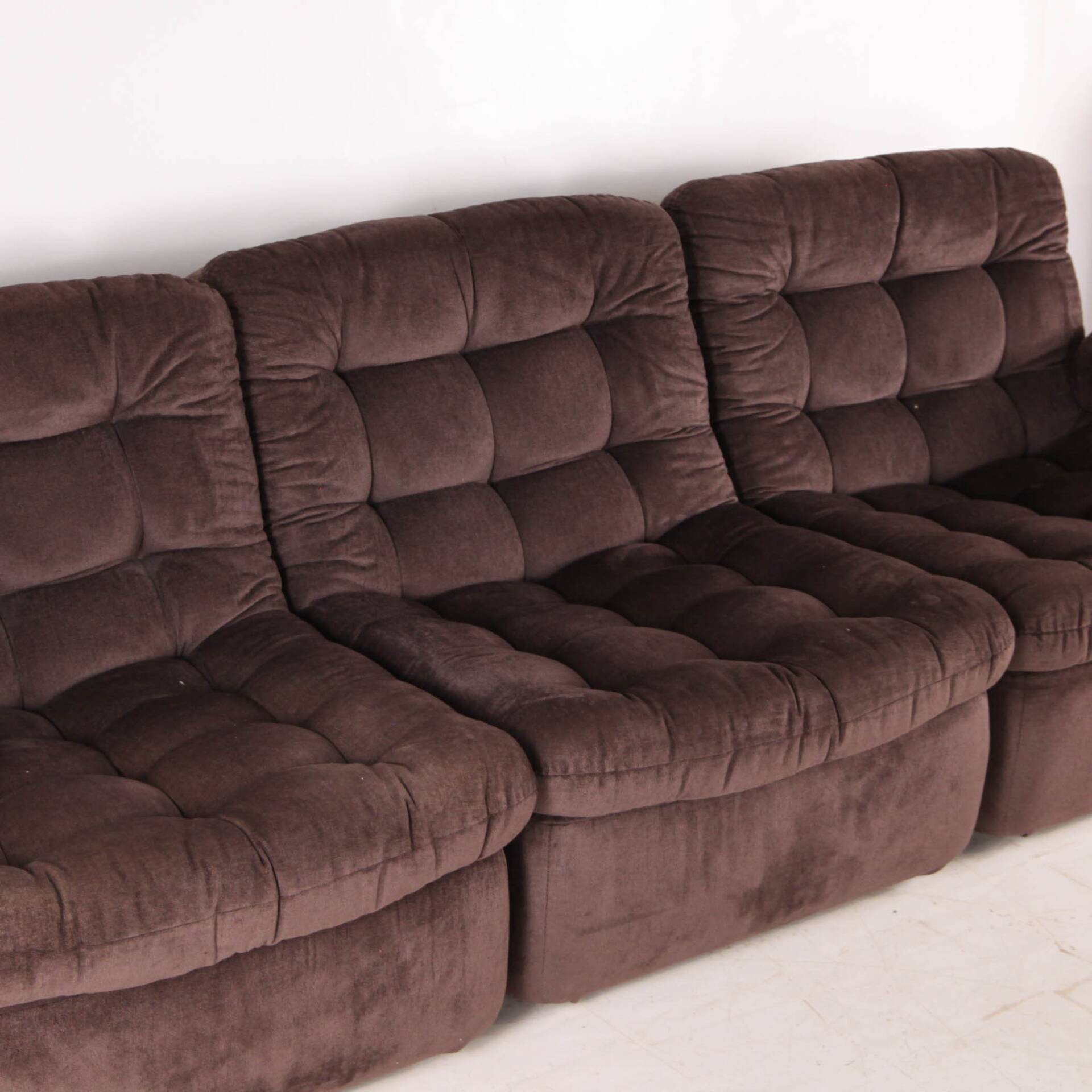 Modular fabric sofa