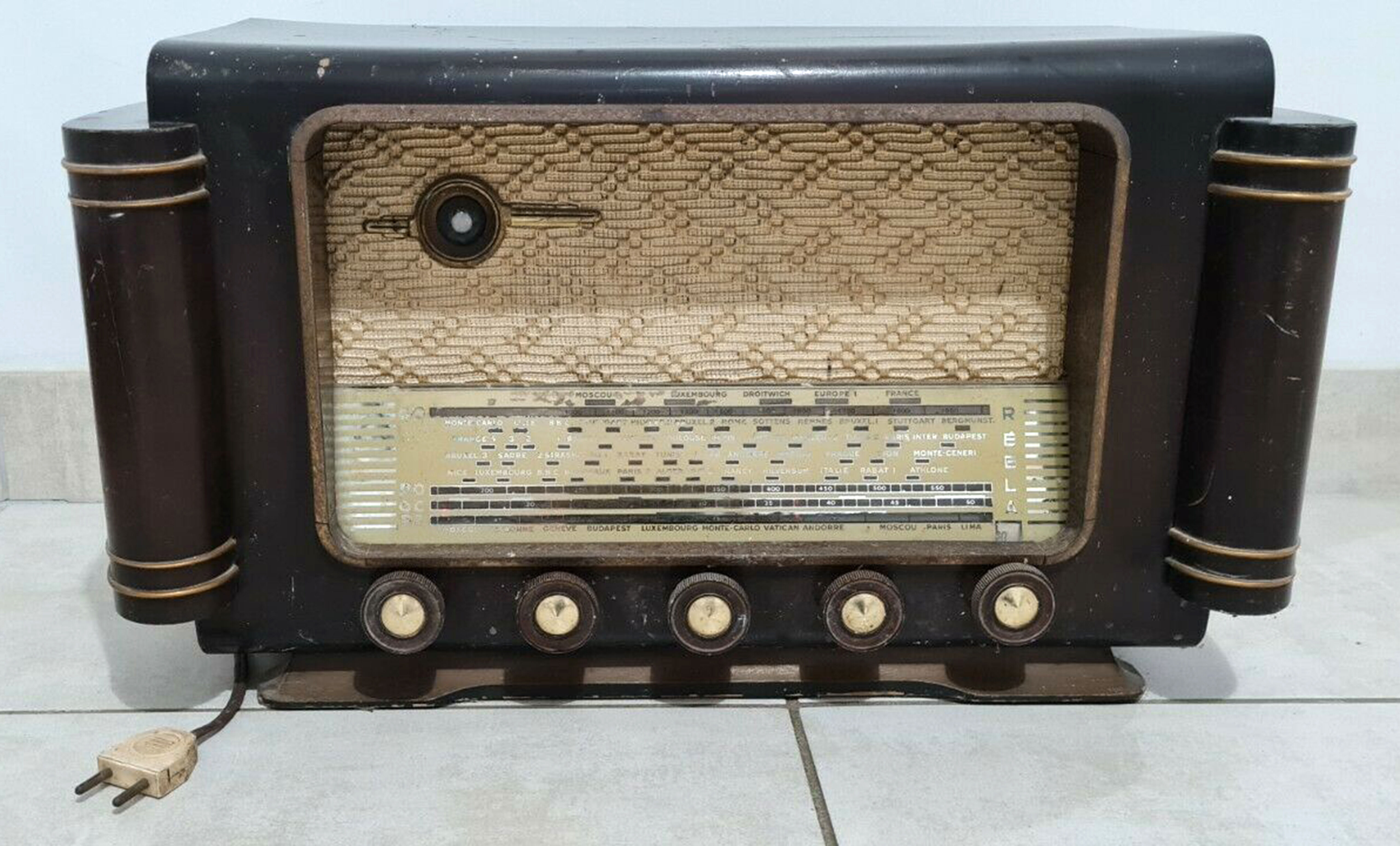 Reala Radio Prestige 56 vintage lamp station