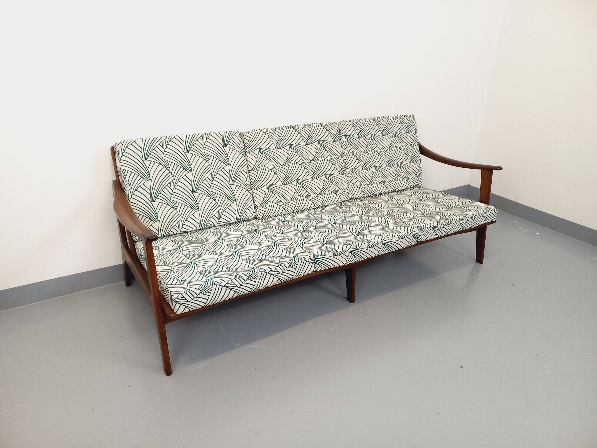 Scandinavian 3-seater sofa bench by Arne Wahl Iversen for Komfort in teak