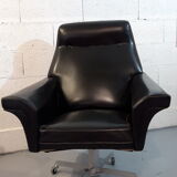 Armchairs of the years 1960