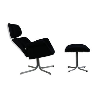 Artifort big tulip lounge chair with original ottoman