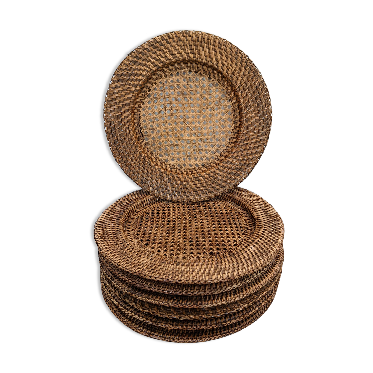 Set of 7 presentation plates in wicker rattan cannage