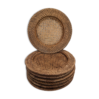 Set of 7 presentation plates in wicker rattan cannage
