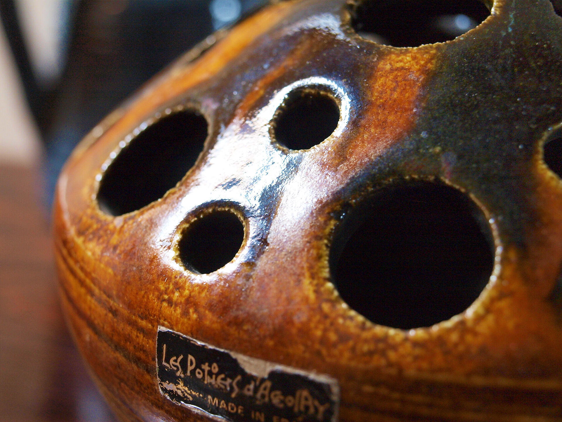 Ceramic flower-picnic vase of the potters of Accolay