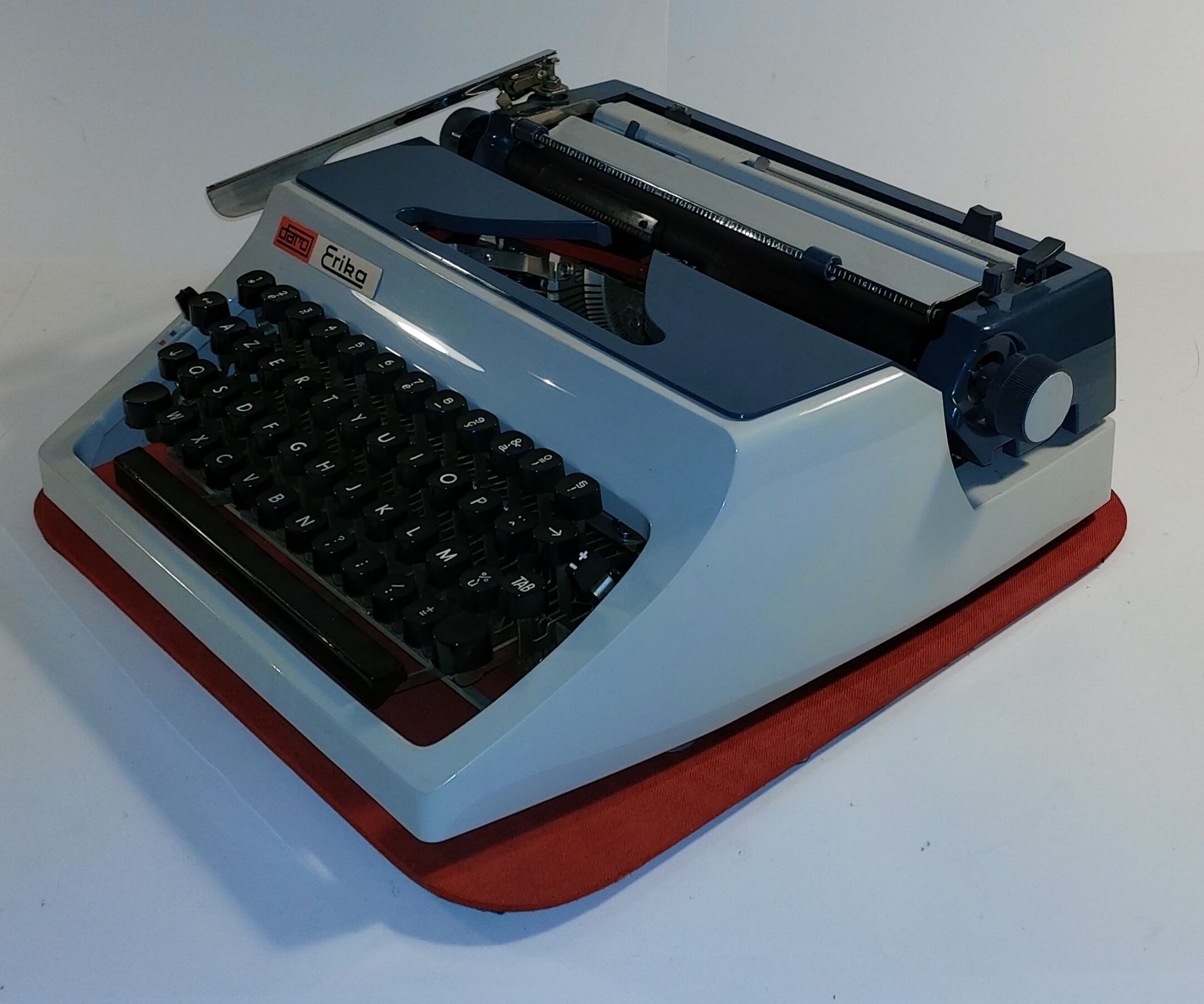 Typewriter Daro Erika