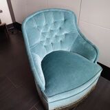Upholstered velvet toad armchair