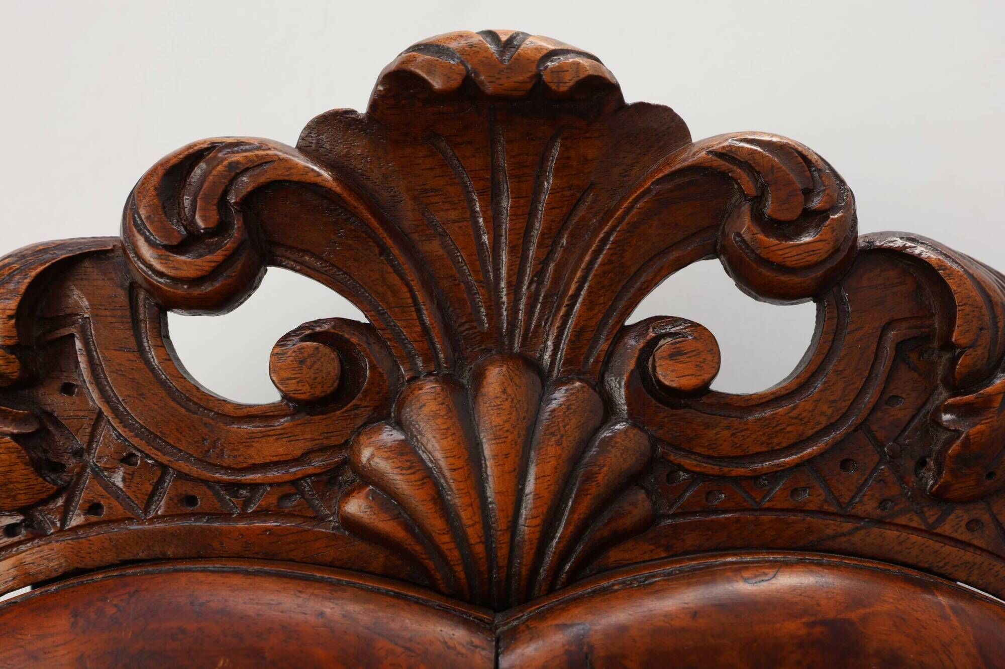 Louis XV style scalloped root veneer mirror, France late 19th century