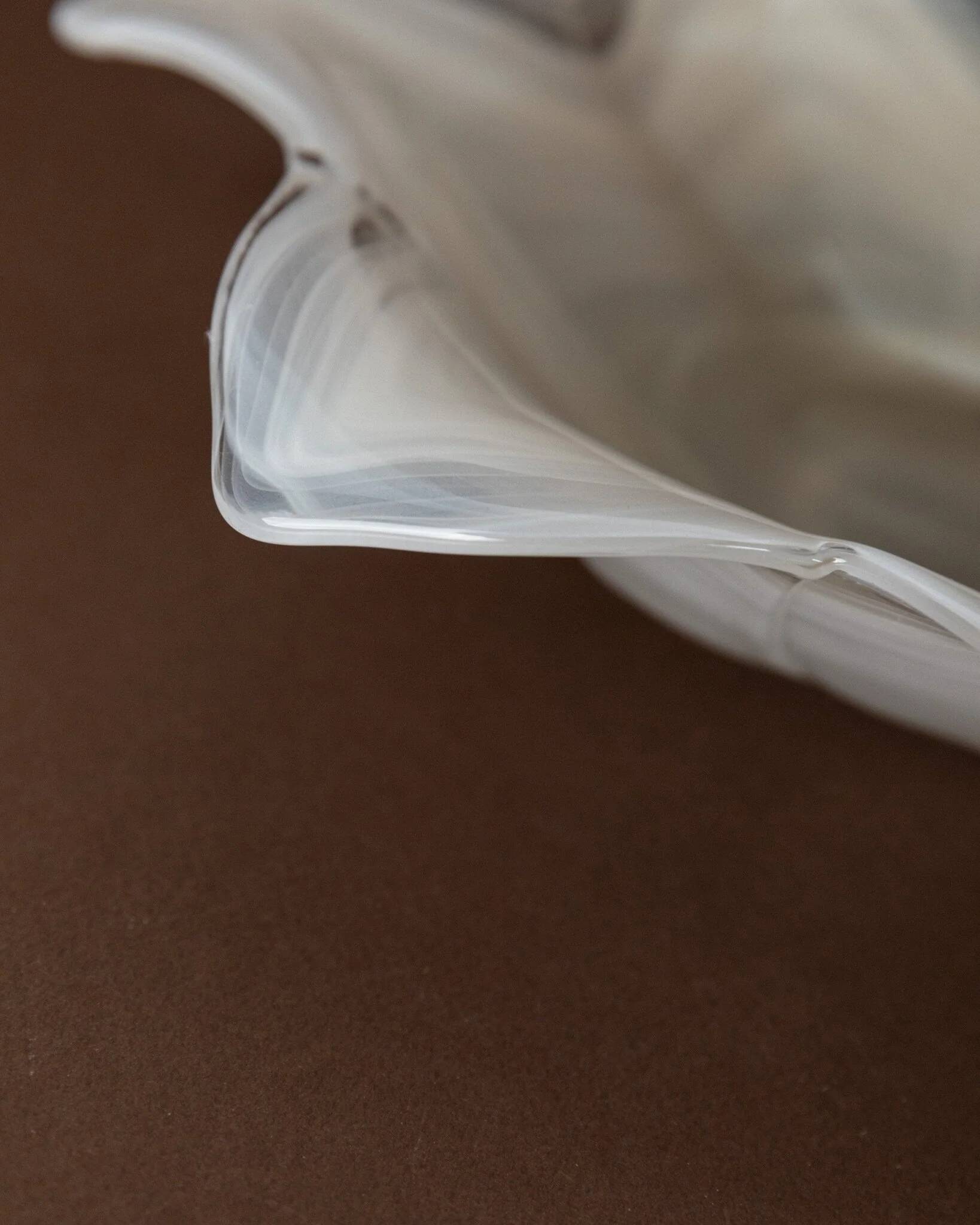 Vintage Murano glass bowl, flower-shaped centerpiece with transparent glass and white streaks, Italian 1980s