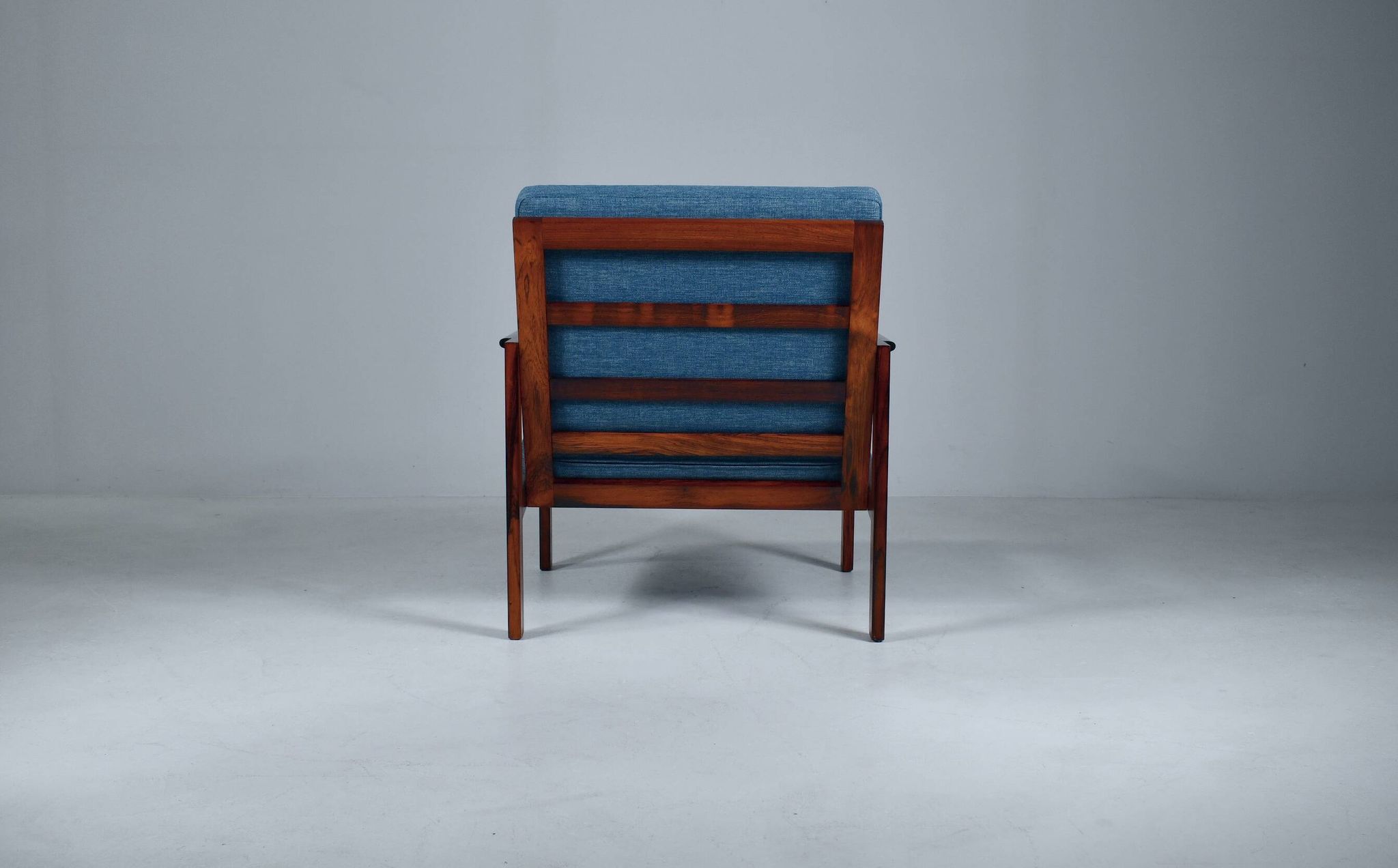 Fauteuil Capella par Illum Wikkelso pour Niels Eilersen. 1959.