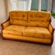 Canapé convertible 2 places en bois et tissu floral jaune, années 1970