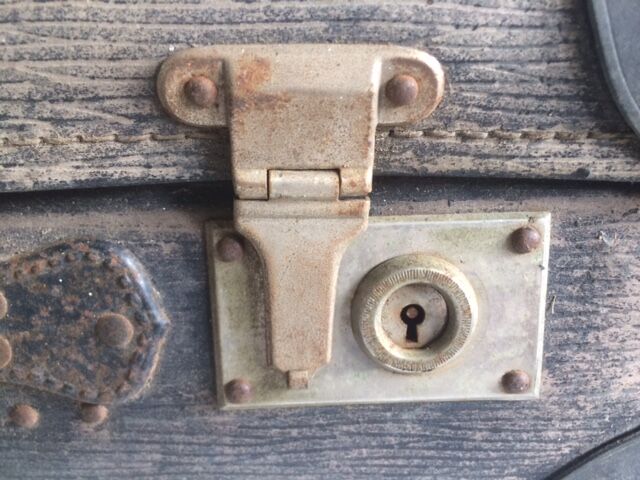 Vintage vintage vintage case