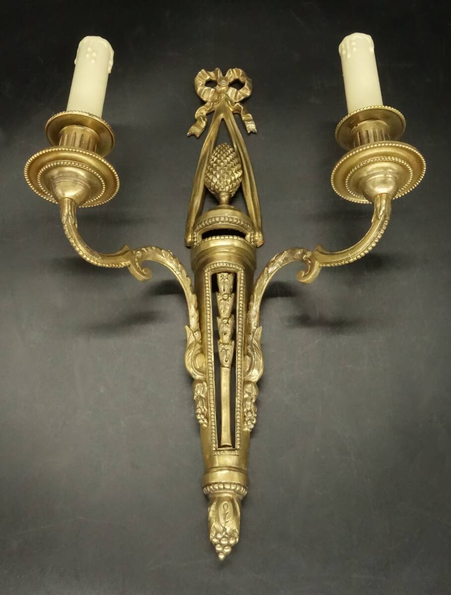 Pair of large wall sconces with bow in Louis XVI style from the 19th century - bronze