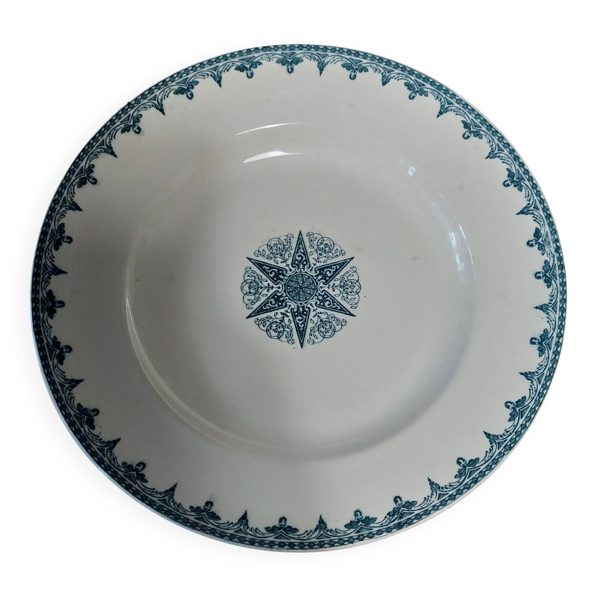 Jules Vieillard Bordeaux 19th century ironstone star service dish
