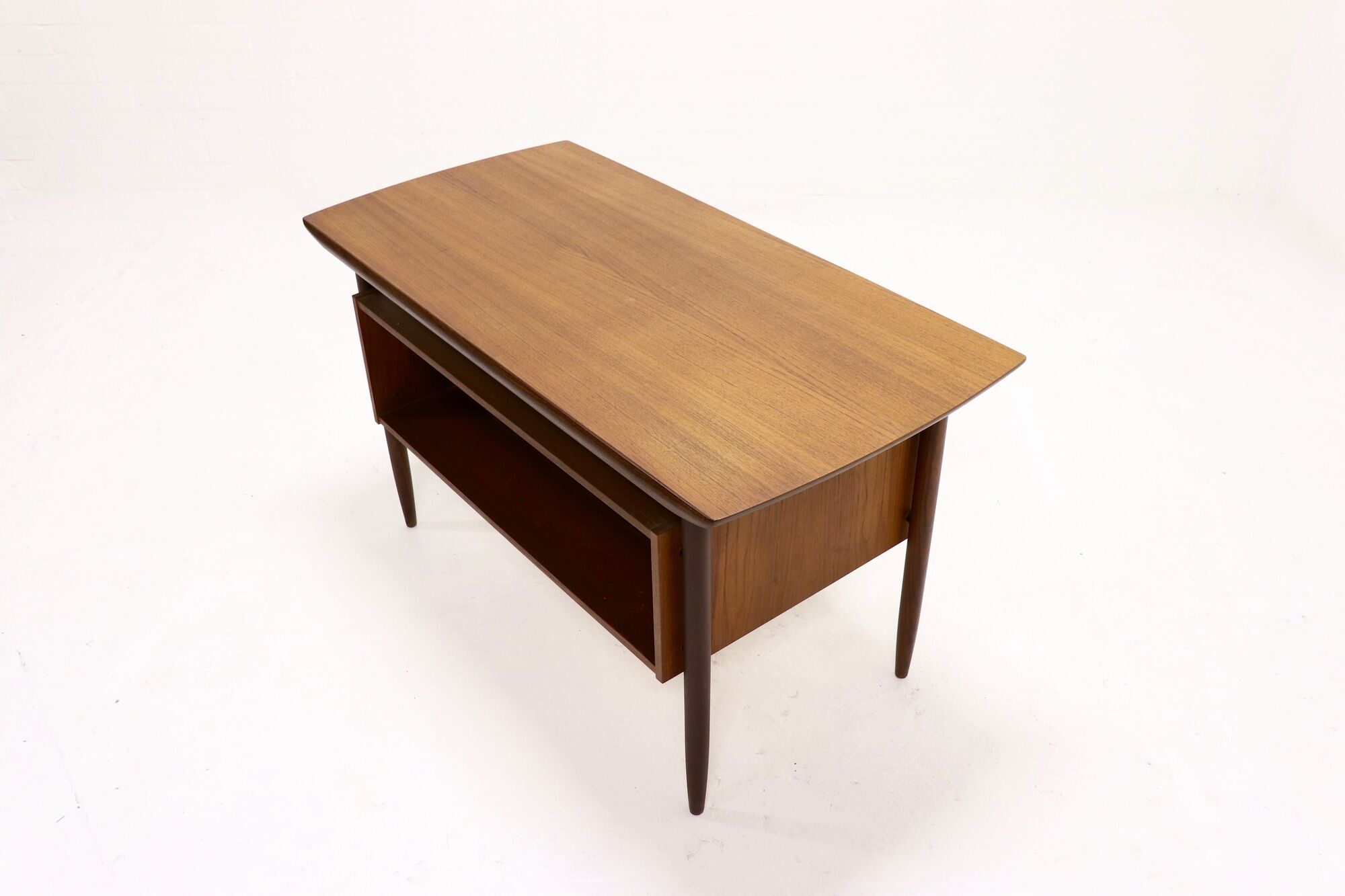Mid century teak 'Cow Horn' Writing Desk by Tijsseling for Hulmefa 1960s