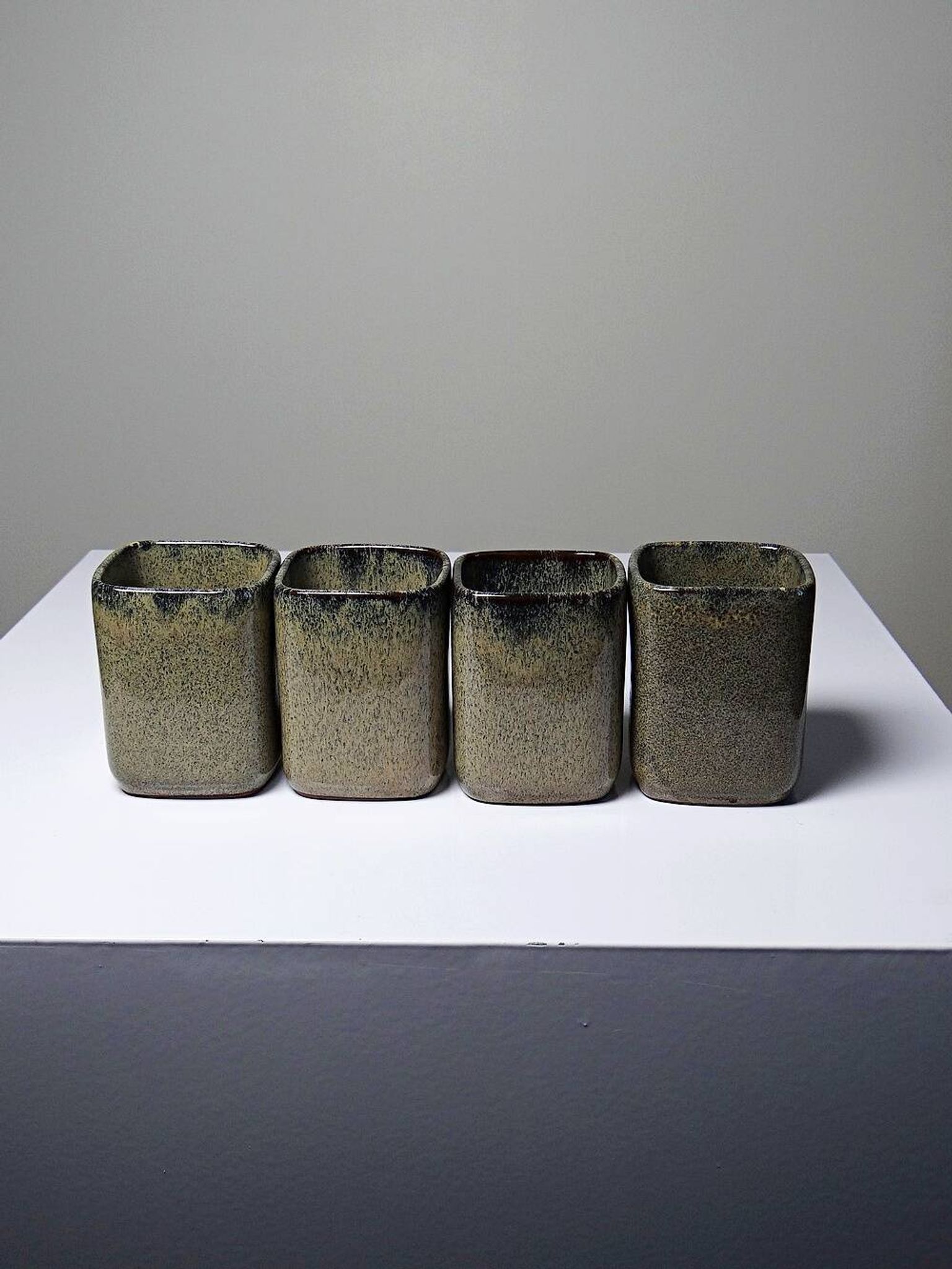 Service à thé chinois en terre cuite émaillée, théière et 4 tasses, années 1980