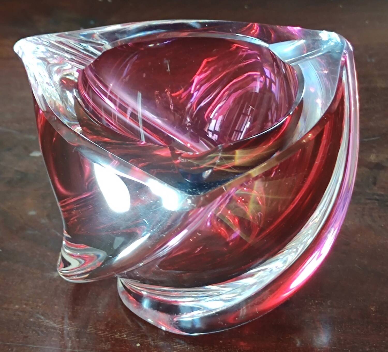 Old empty pocket ashtray Cristallerie Val Saint Lambert