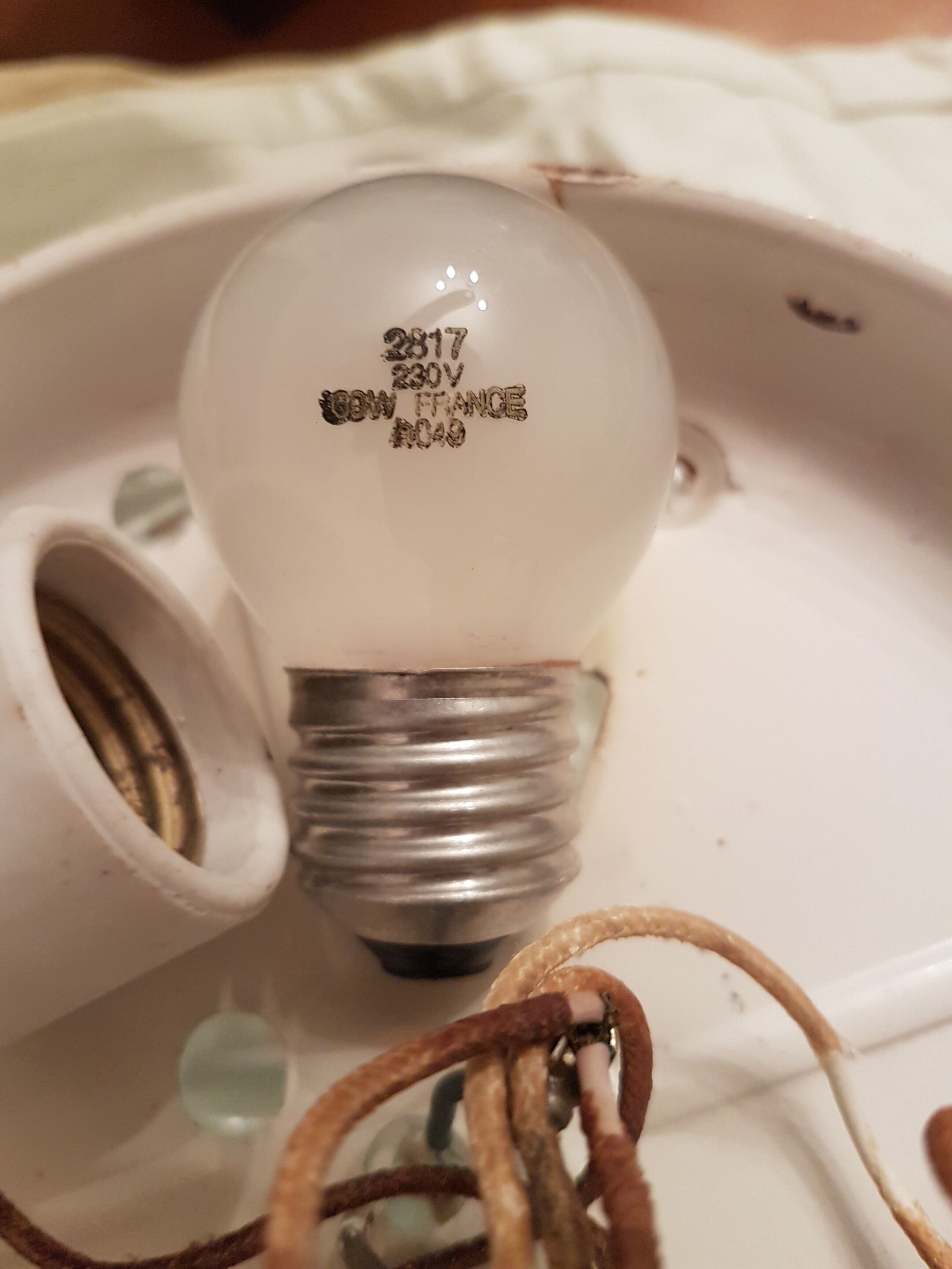 Transparent molded glass ceiling lamp – square shape – floral print.