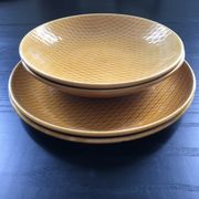 Lot of 4 honey plates