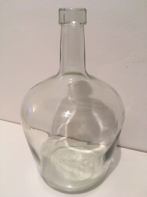 Transparent demijohn, of volume 2l