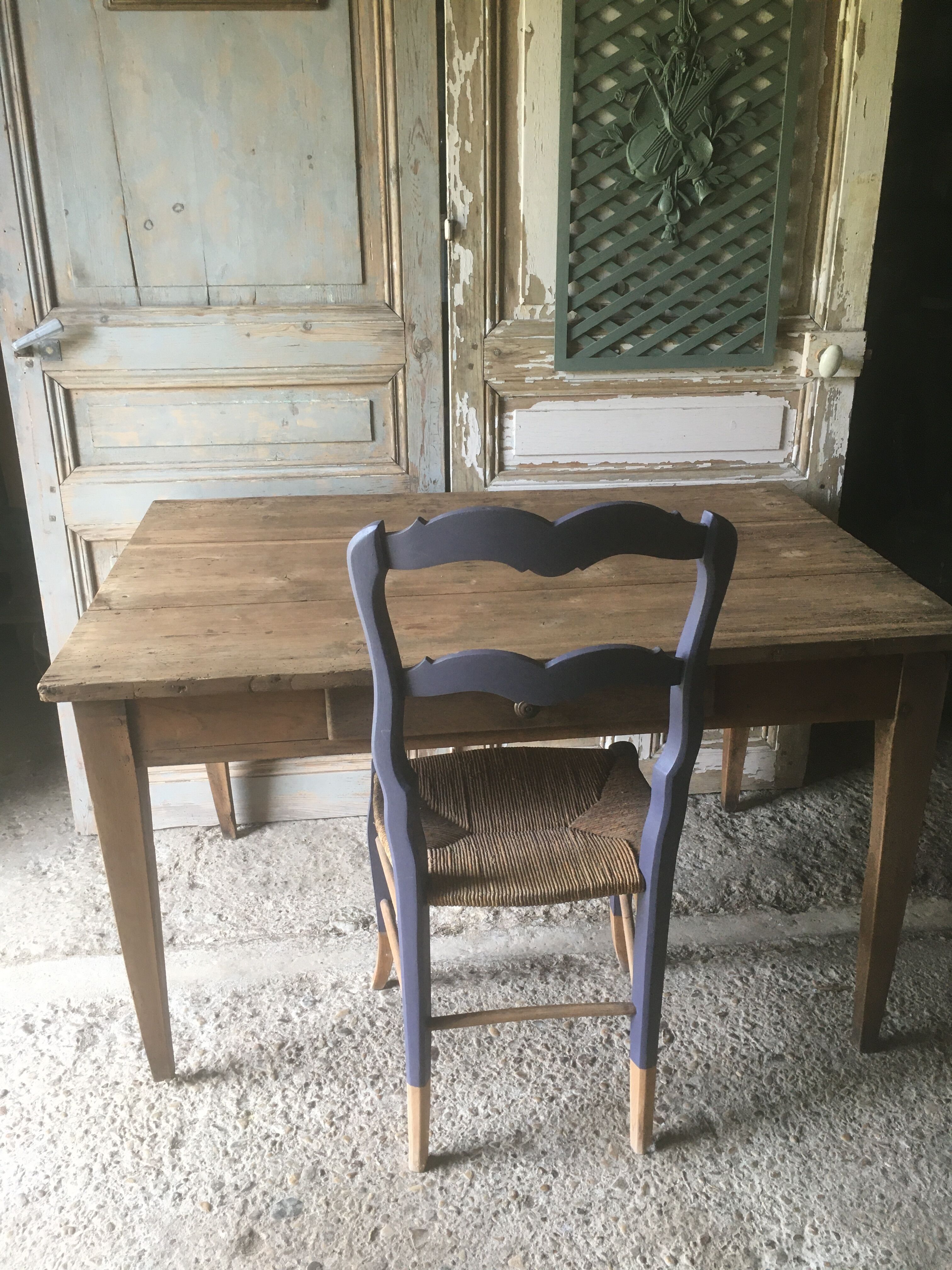 Farmhouse table with raw wood drawer