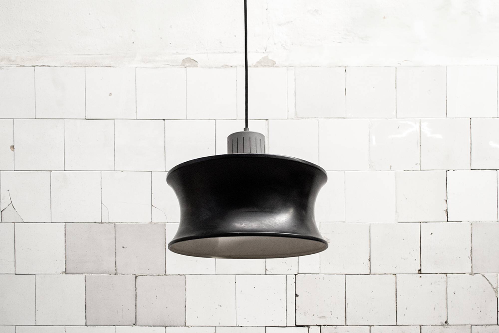 Lampadario in metallo scandinavo Anni '50