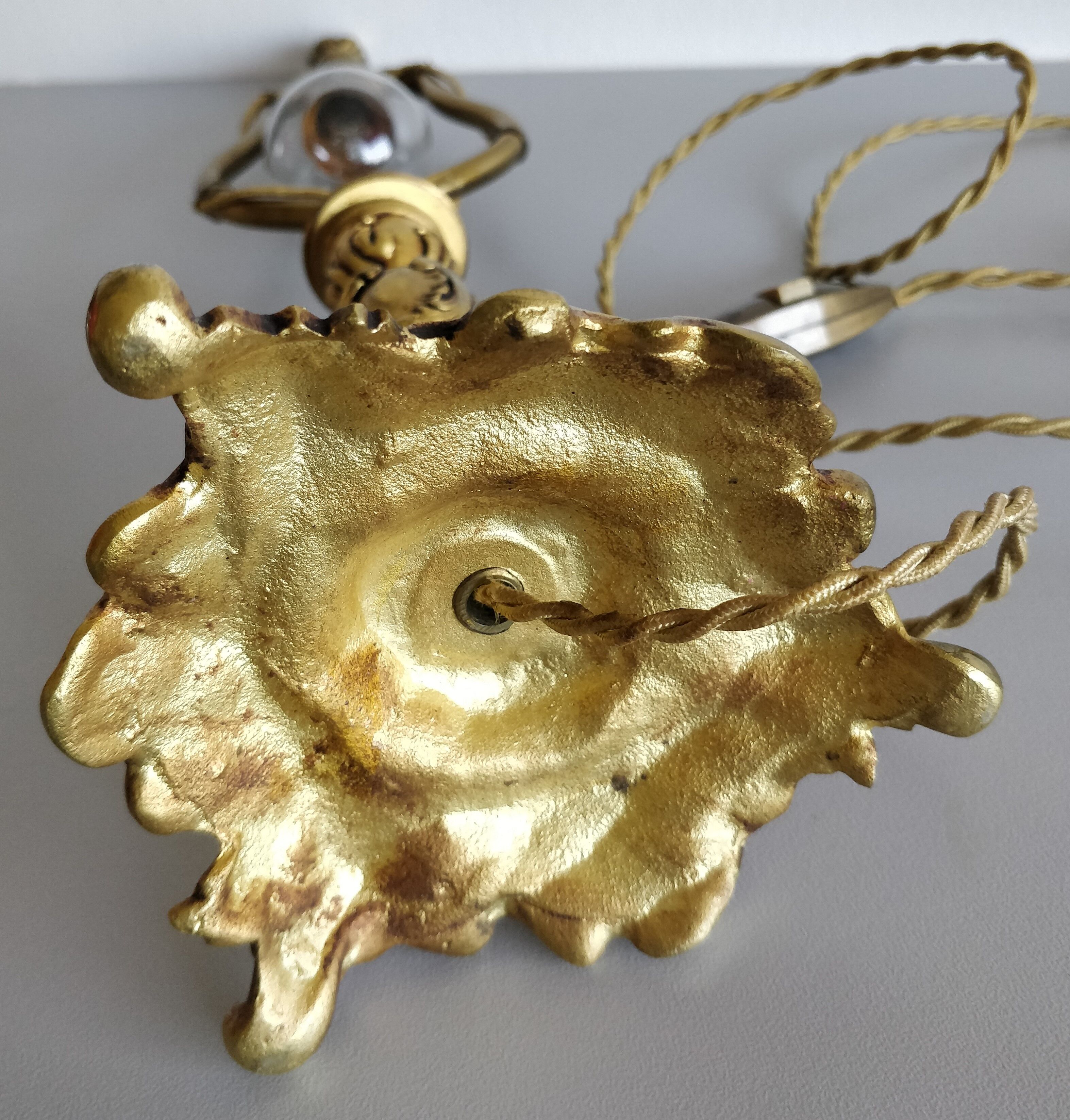 Bronze tripod bedside lamp