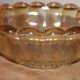 Large vintage iridescent amber glass bowl – Scalloped edge – Ø 23 cm