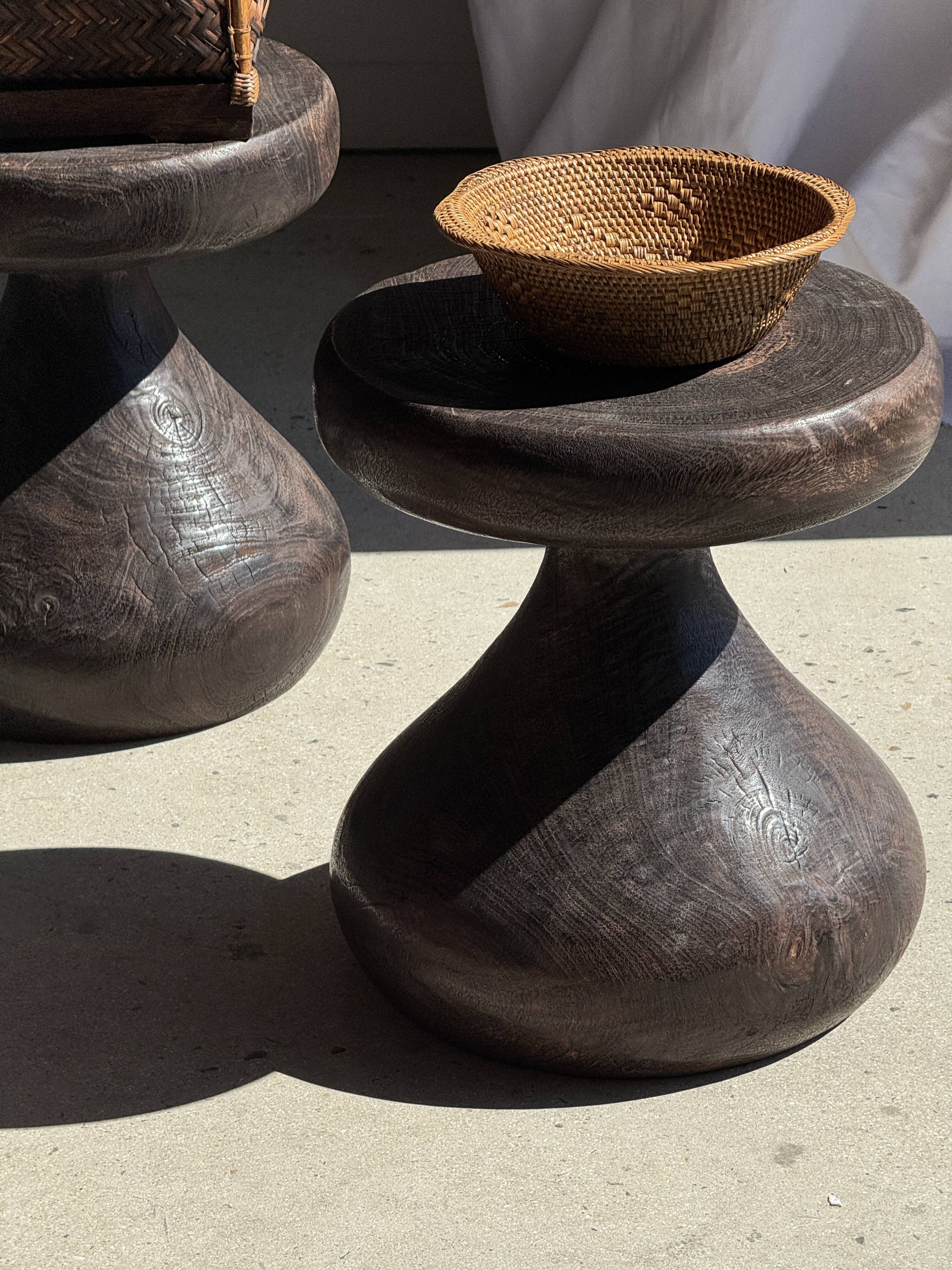 Pawn Brown - Stool, side table in the shape of a brown pawn.