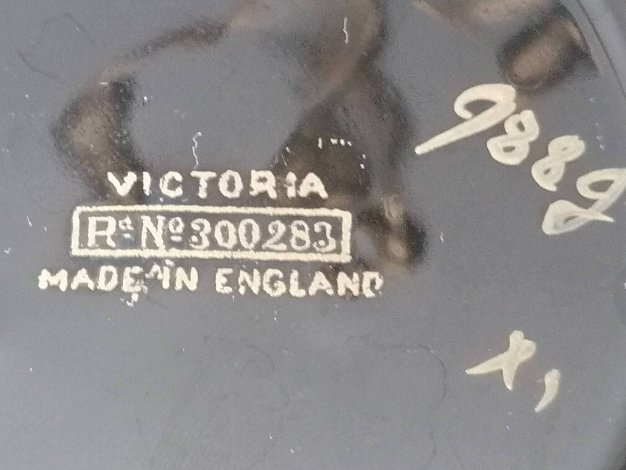 Victoria numbered enamelled earthenware teapot