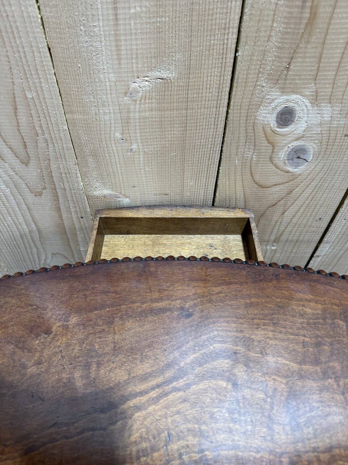 Oval gueridon from the Napoleonic III period.