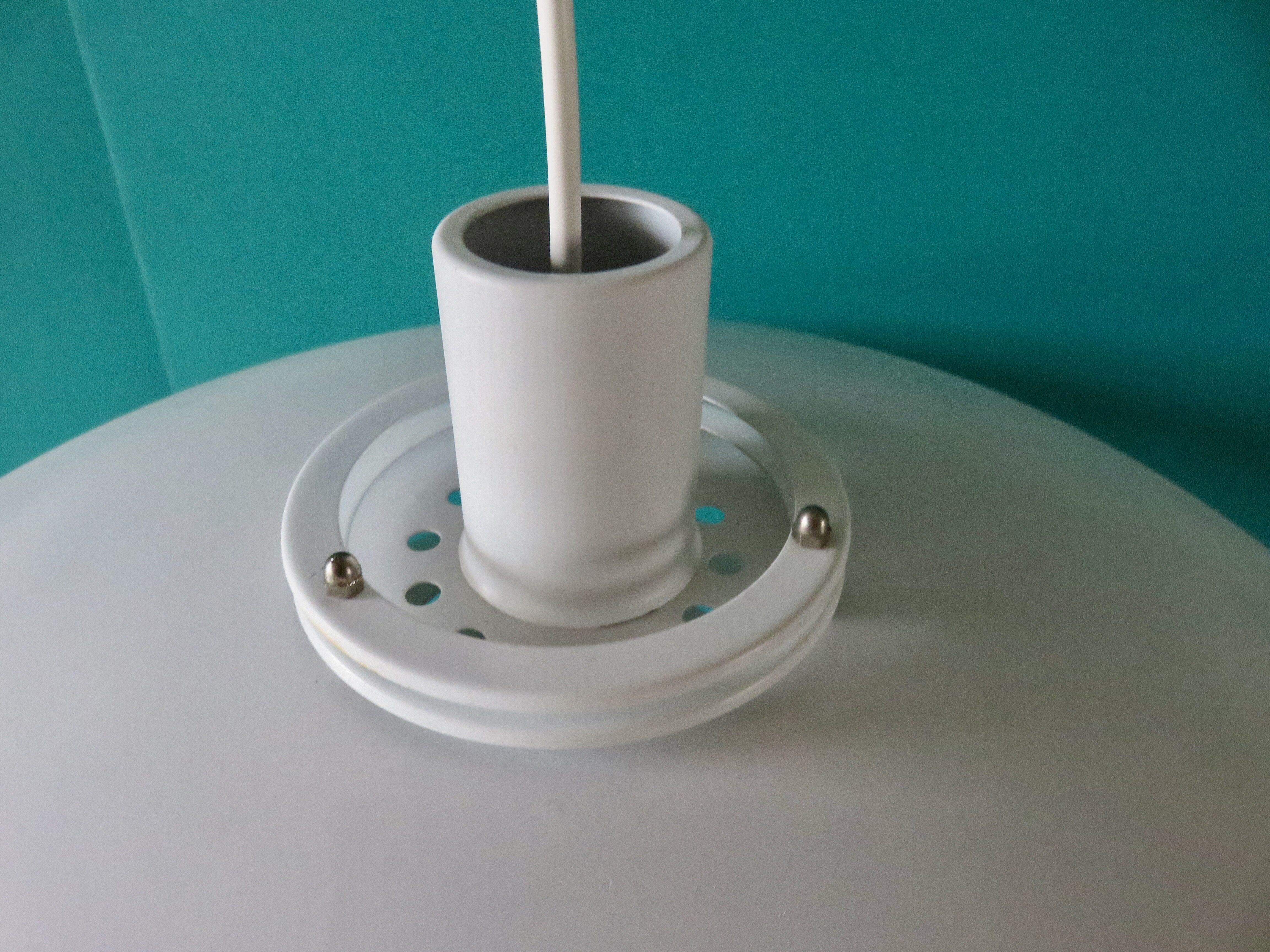 Large white suspension with cups. "Form Light" Denmark 1970