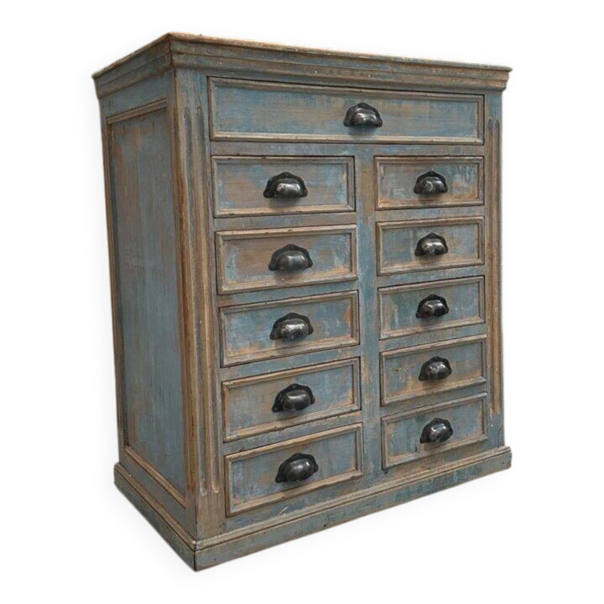 Small workshop furniture from the early 20th century.