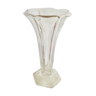 Vintage tulip vase