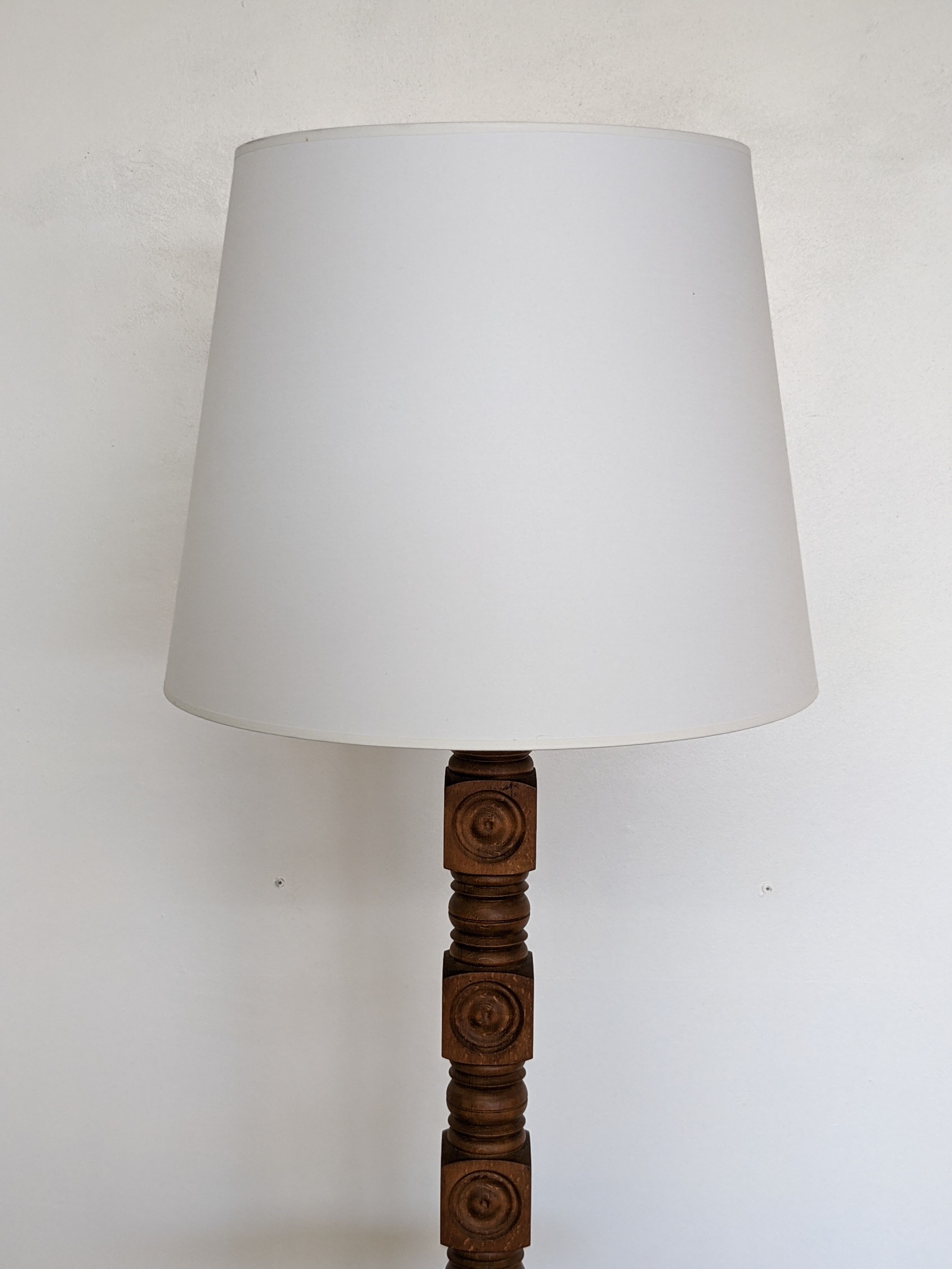 Neo-Basque floor lamp in turned wood - 50s