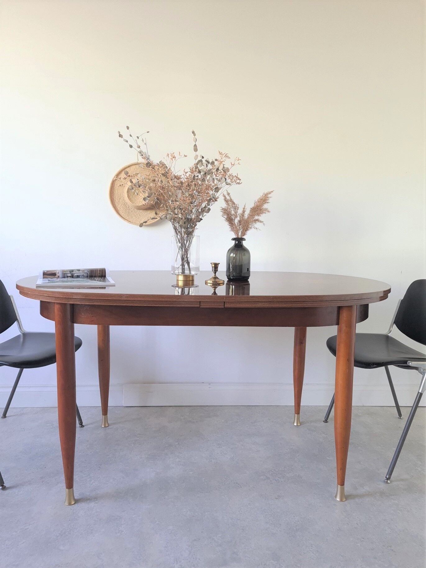 Table scandinave à rallonges