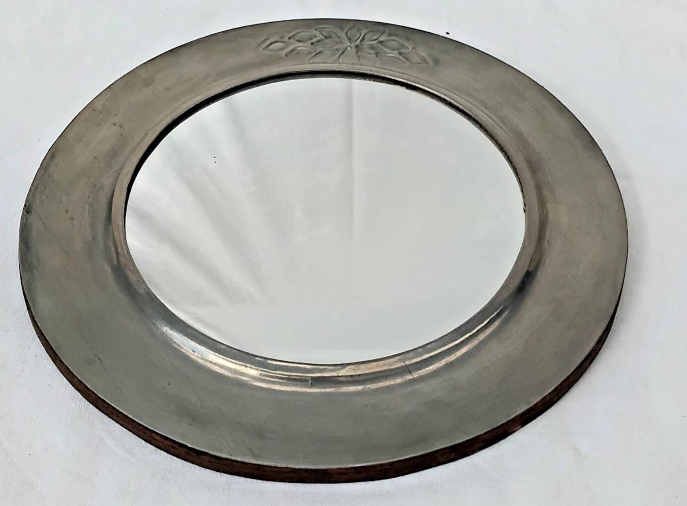 Vintage Round Wall Mirror with Pure Tin Frame D: 24.5 cm