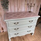 Commode style Louis XV