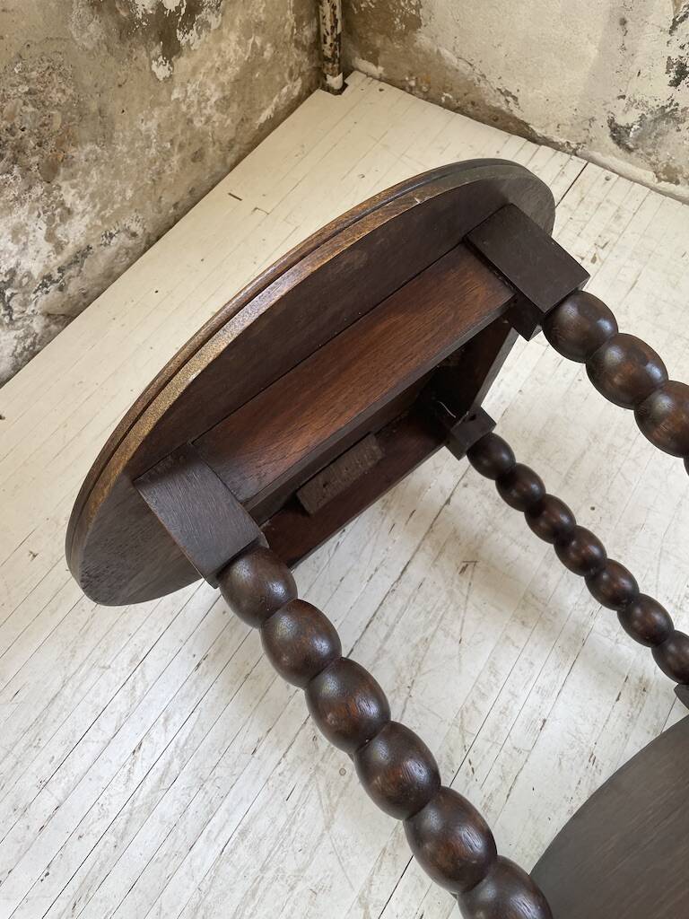 Table d’appoint brutaliste style Dudouyt