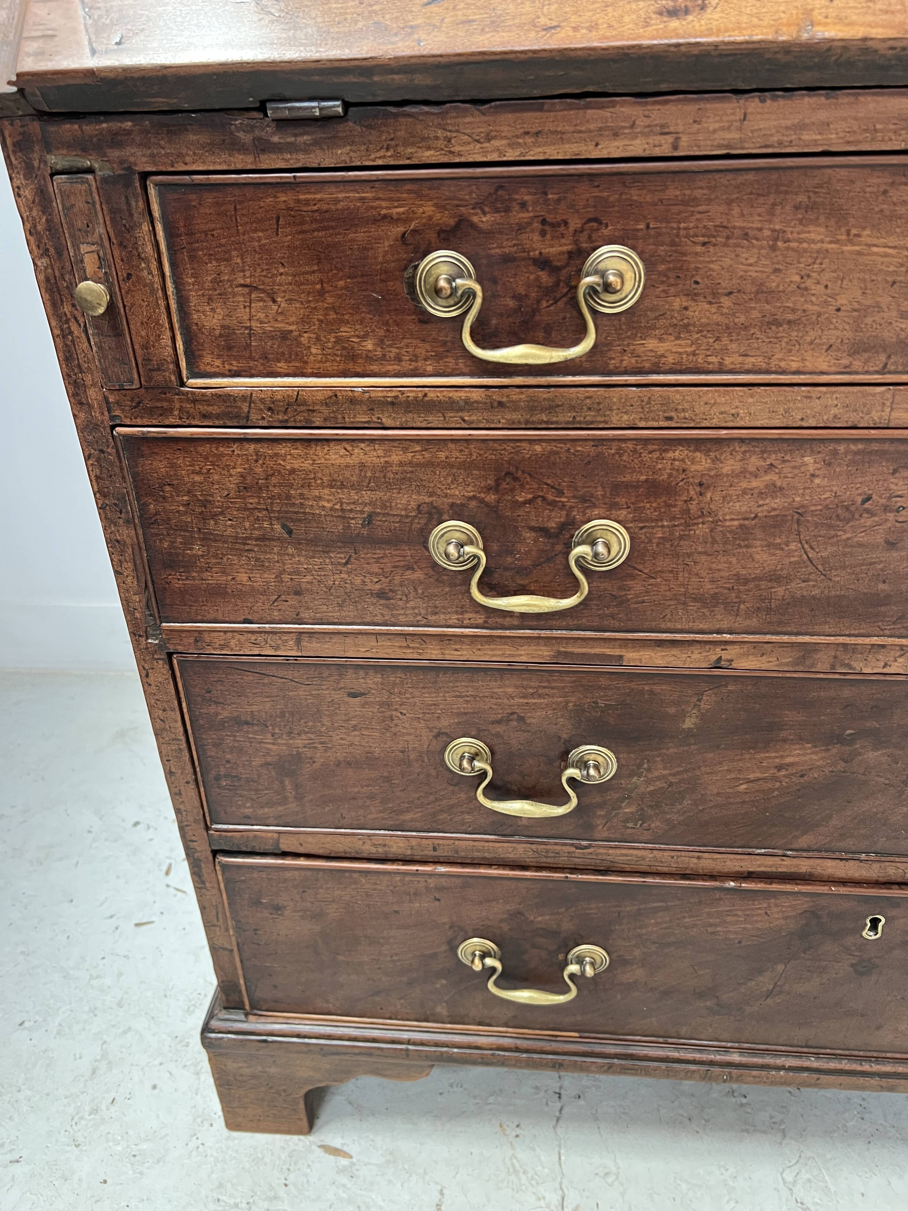 English style mahogany and veneer 19th century slope desk