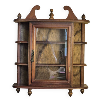 Cabinet shelf