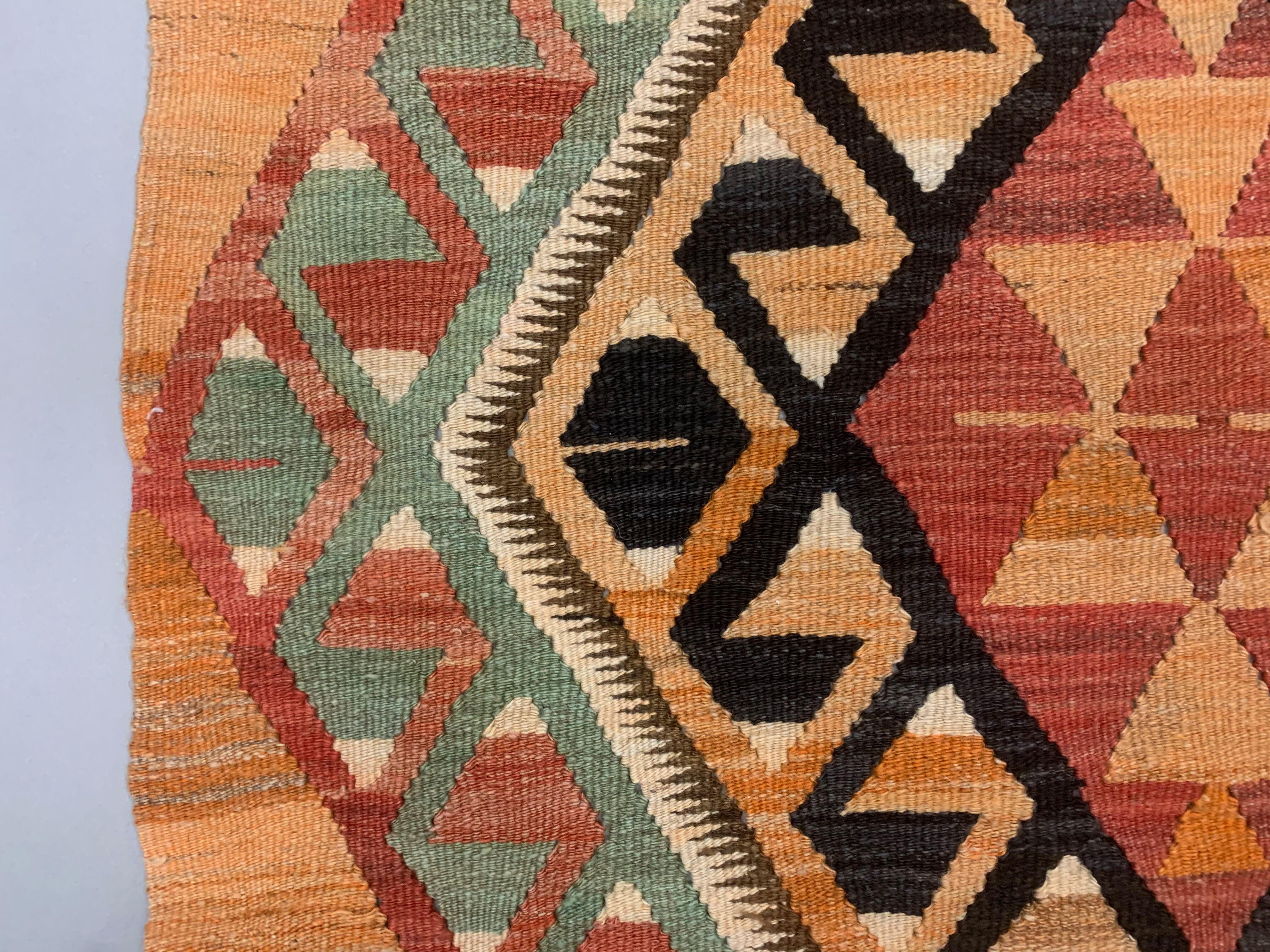 Old Turkish narrow Kilim Runner 288x102 cm, shabby chic, vintage decor kelim rug