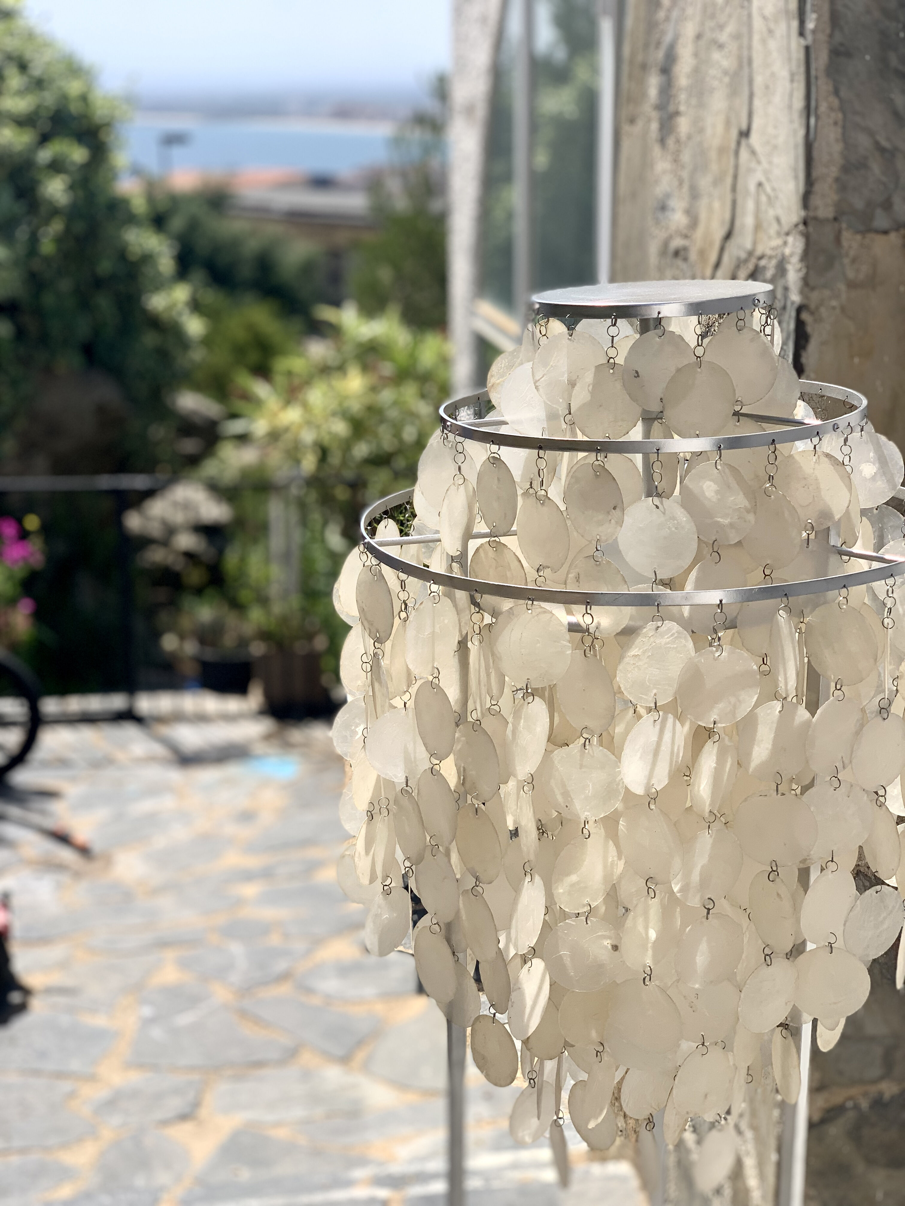 Lampadaire des années 60 en pampilles de nacre