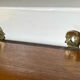 Support de console mural en bois antique avec sculptures géométriques