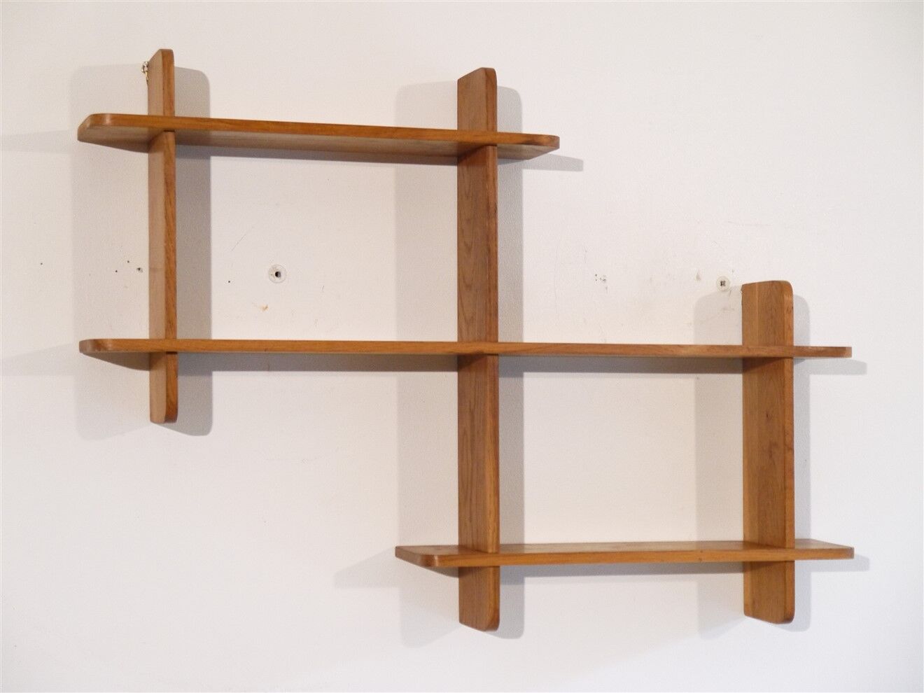 Etagere vintage scandinave en bois 1960