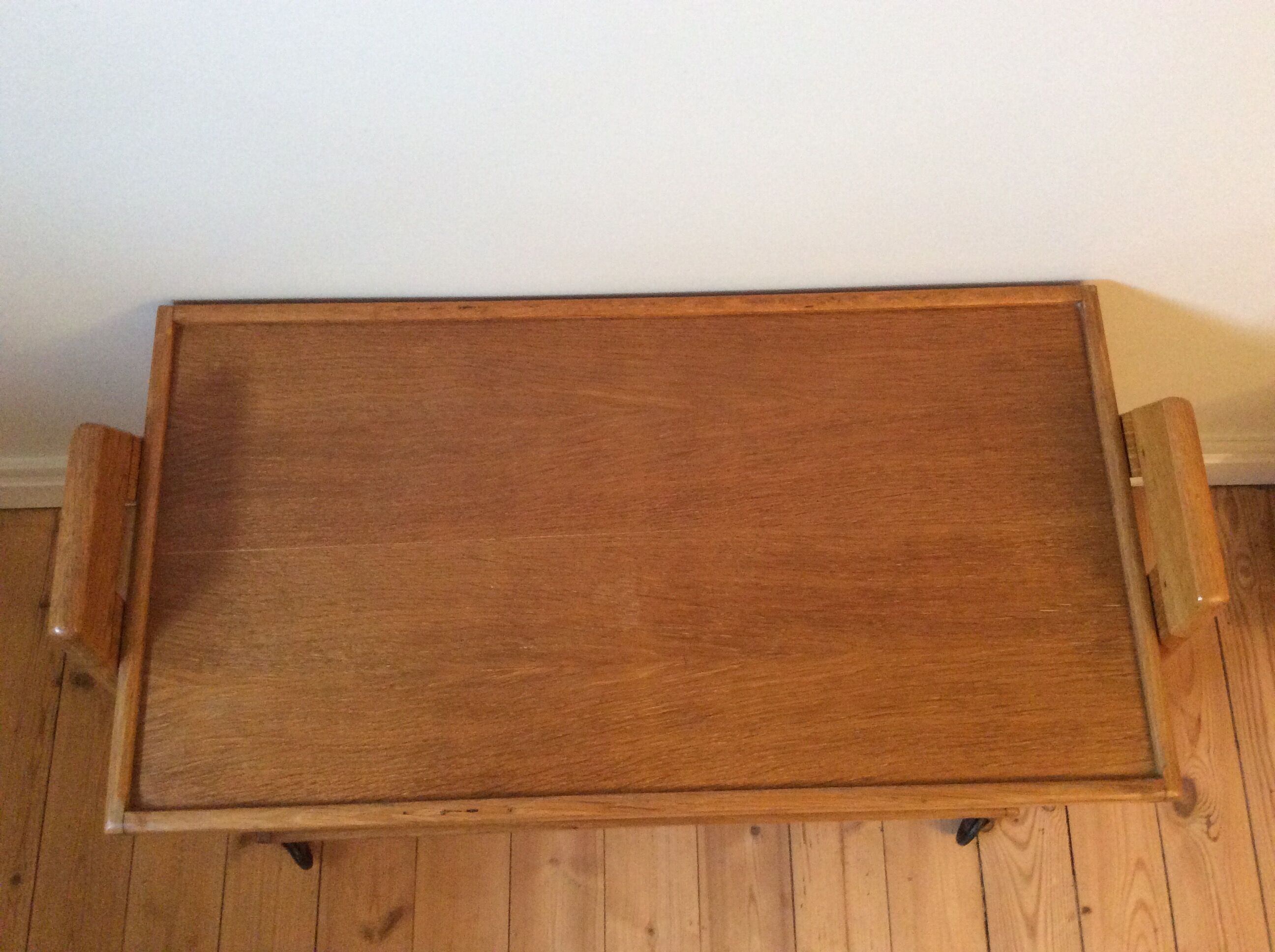 Service or table low vintage